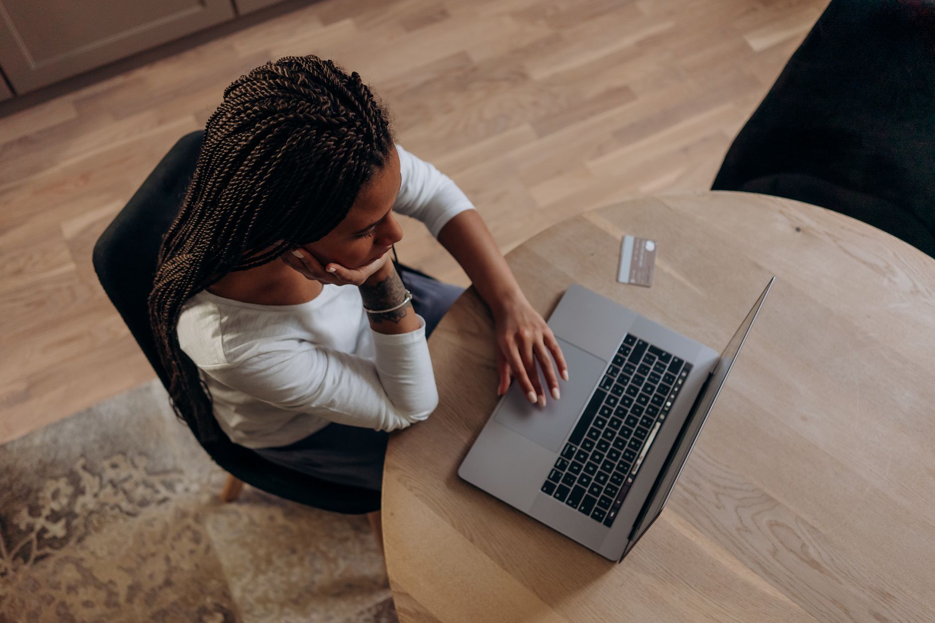 Person making an online IRA deposit before the April 15 tax deadline